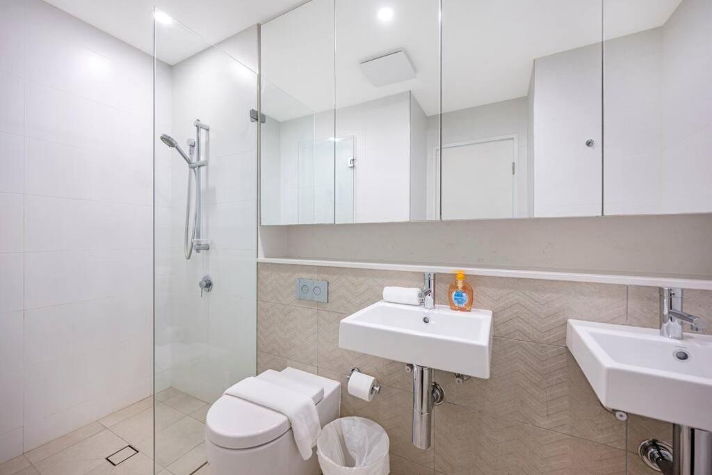 Eastwood 3br - Close To Shops & Transport