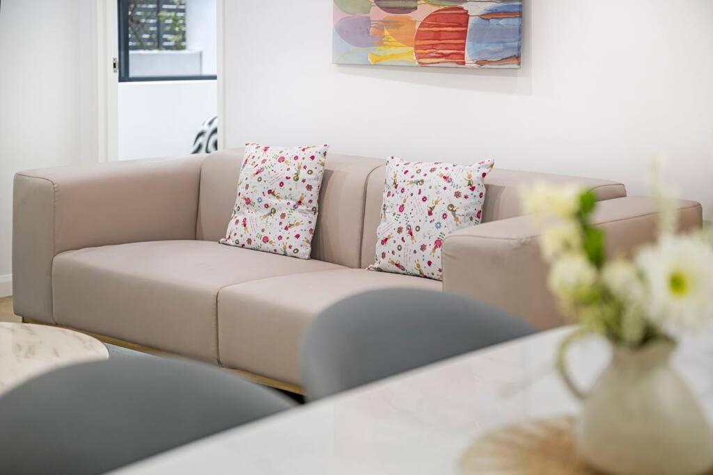 Eastwood 3br - Close To Shops & Transport Sydney