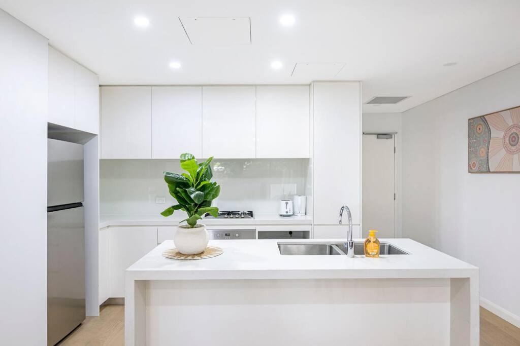 Eastwood 3br - Close To Shops & Transport Apartment Sydney