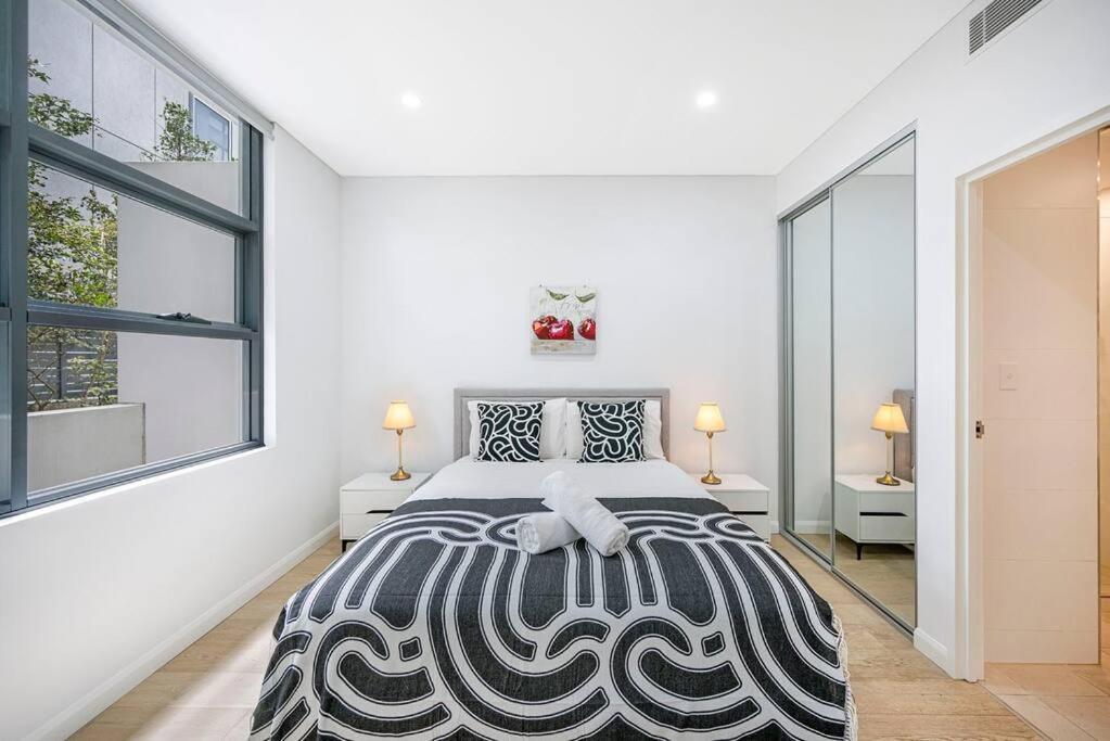 Eastwood 3br - Close To Shops & Transport * Sydney