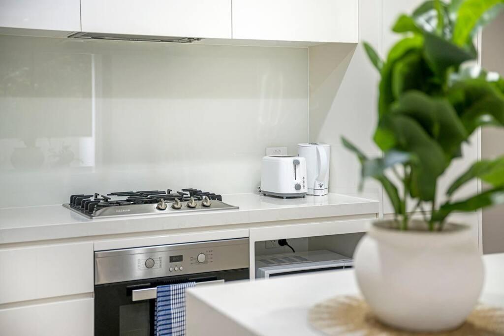 Eastwood 3br - Close To Shops & Transport Apartment Sydney